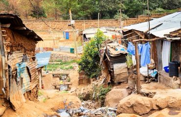 kibera-slum-nairobi-kenya_136401-2786